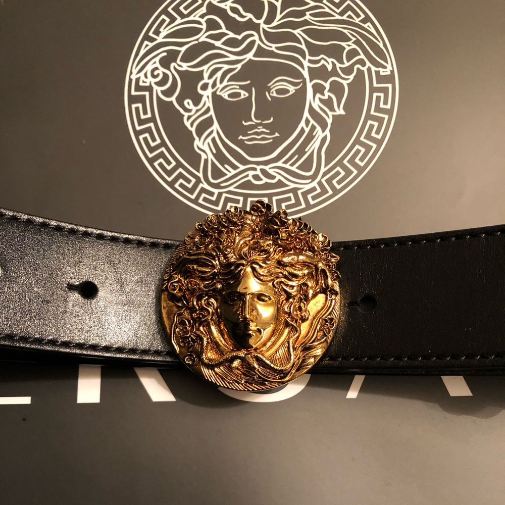 VERSACE - Picture 3 of 13